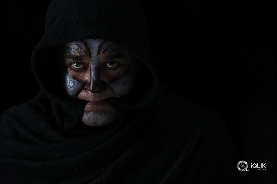 Odiyan-Movie-New-Stills